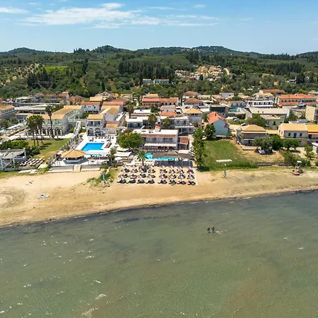The Sandy Kávos